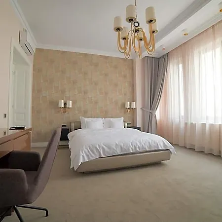 Highline Downtown Old Town Unirii Square 4* 布加勒斯特
